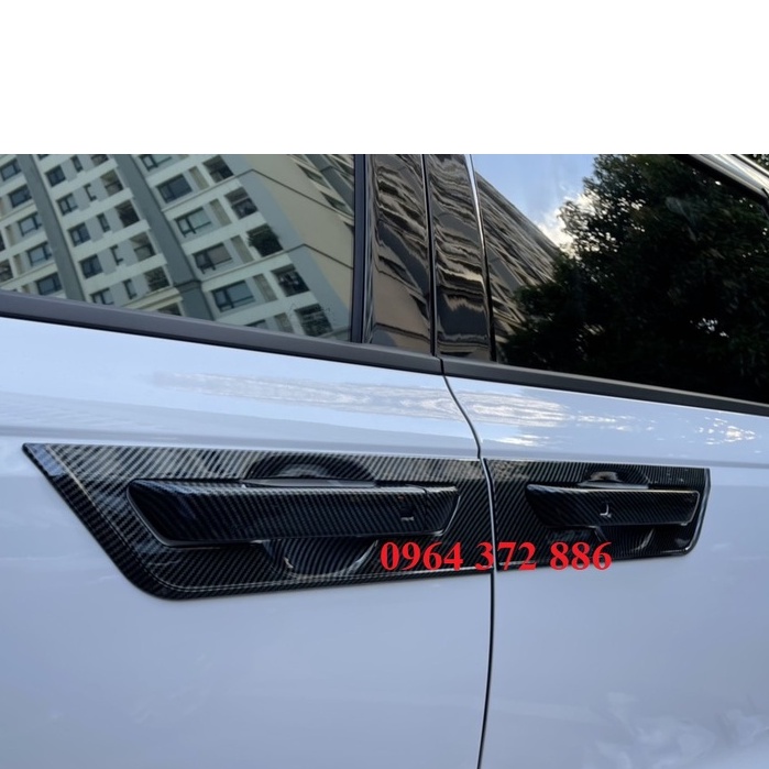 Ốp tay nắm cửa, hõm cửa, chén cửa CARBON xe Kia Carnival 2021- 2022, 2023 nhựa vân CACBON cao cấp