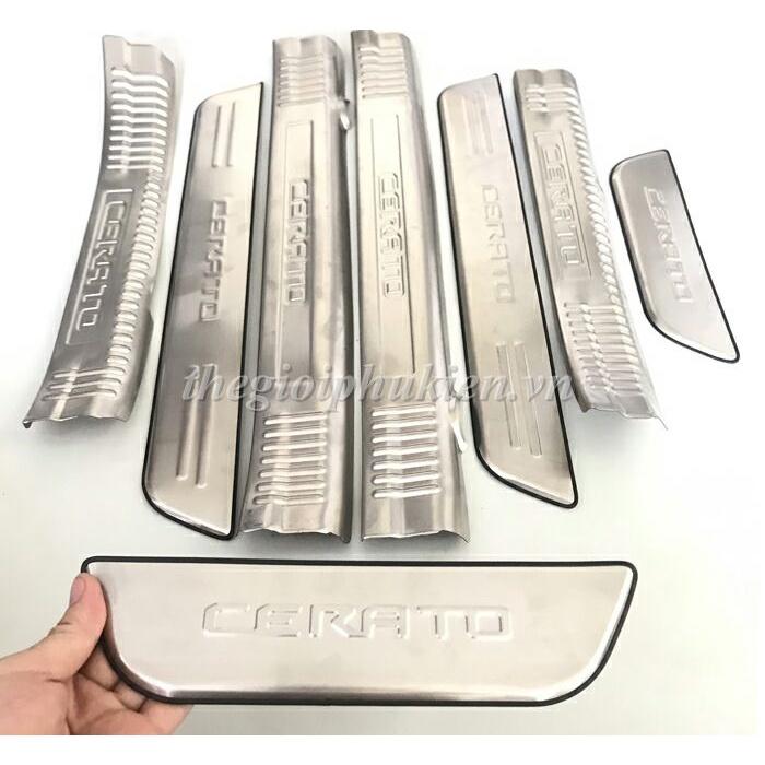 BỘ SẢN PHẨM Nẹp bước chân và ốp chống trầy cốp Kia Cerato 2016-2018 - Mẫu Inox