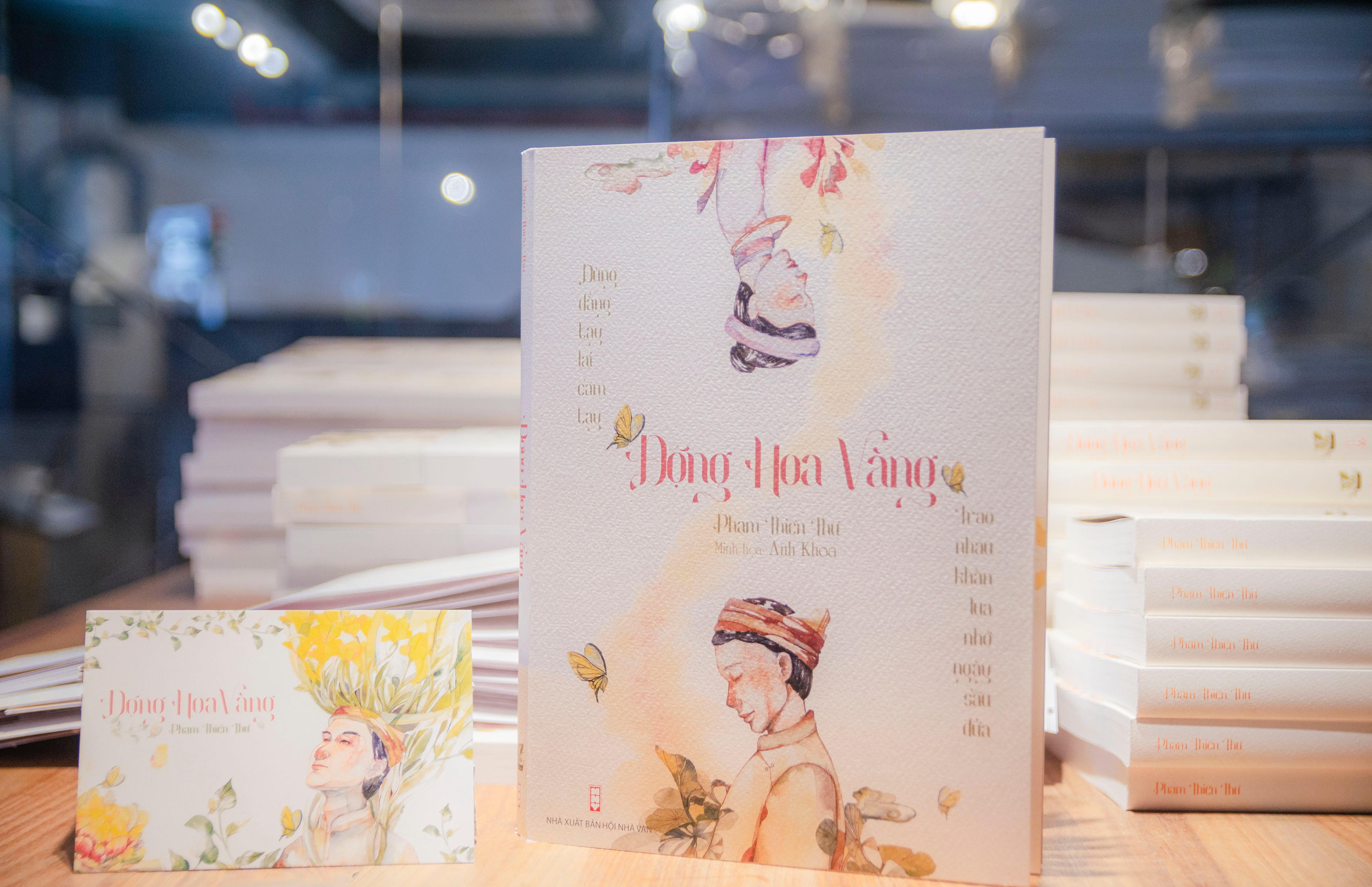 Động Hoa Vàng