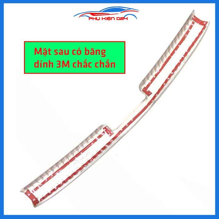 Ốp chống trầy cốp Elantra 2019-2020-2021 inox sáng bóng bảo vệ xe chống va đập