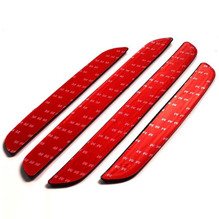 Bộ 04 miếng dán bảo vệ bậc bước chân cửa xe ô tô Sports