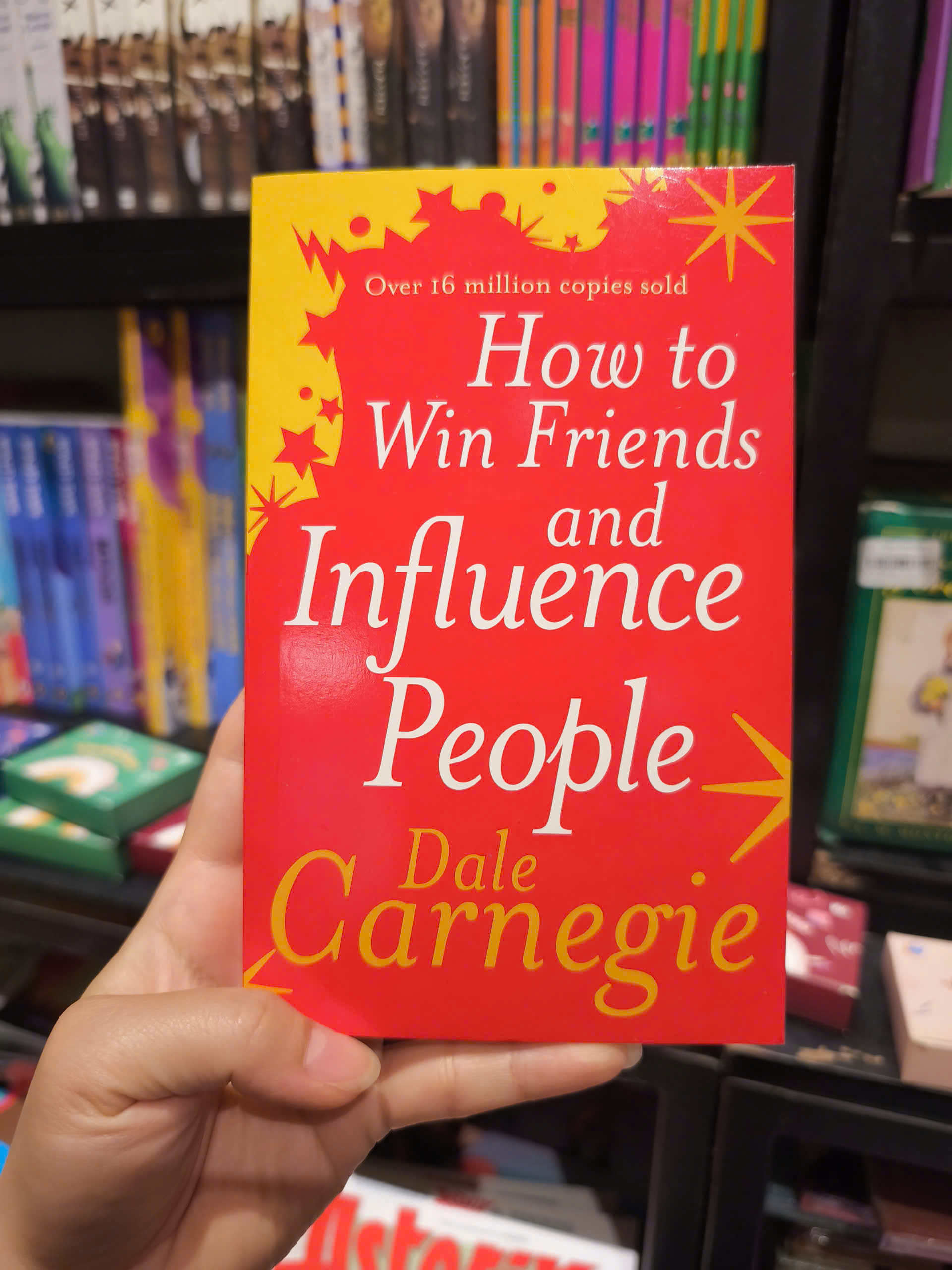 Sách - How to Win Friends and Influence People by Dale Carnegie - Self Help/ Nonfiction/ Business