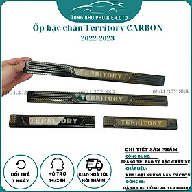 Ốp Bậc Cửa, Nẹp Bước Chân CARBON xe Territory 2022 - 2023 Mẫu vân cacbon cao cấp-Chữ tráng gương