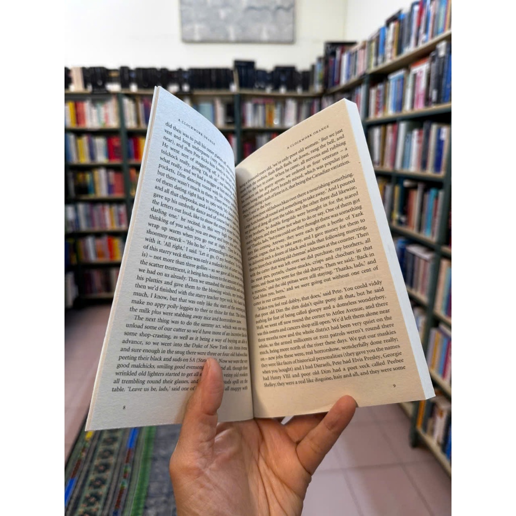 Sách - A Clockwork Orange by Anthony Burges - Văn học cổ điển - English Book