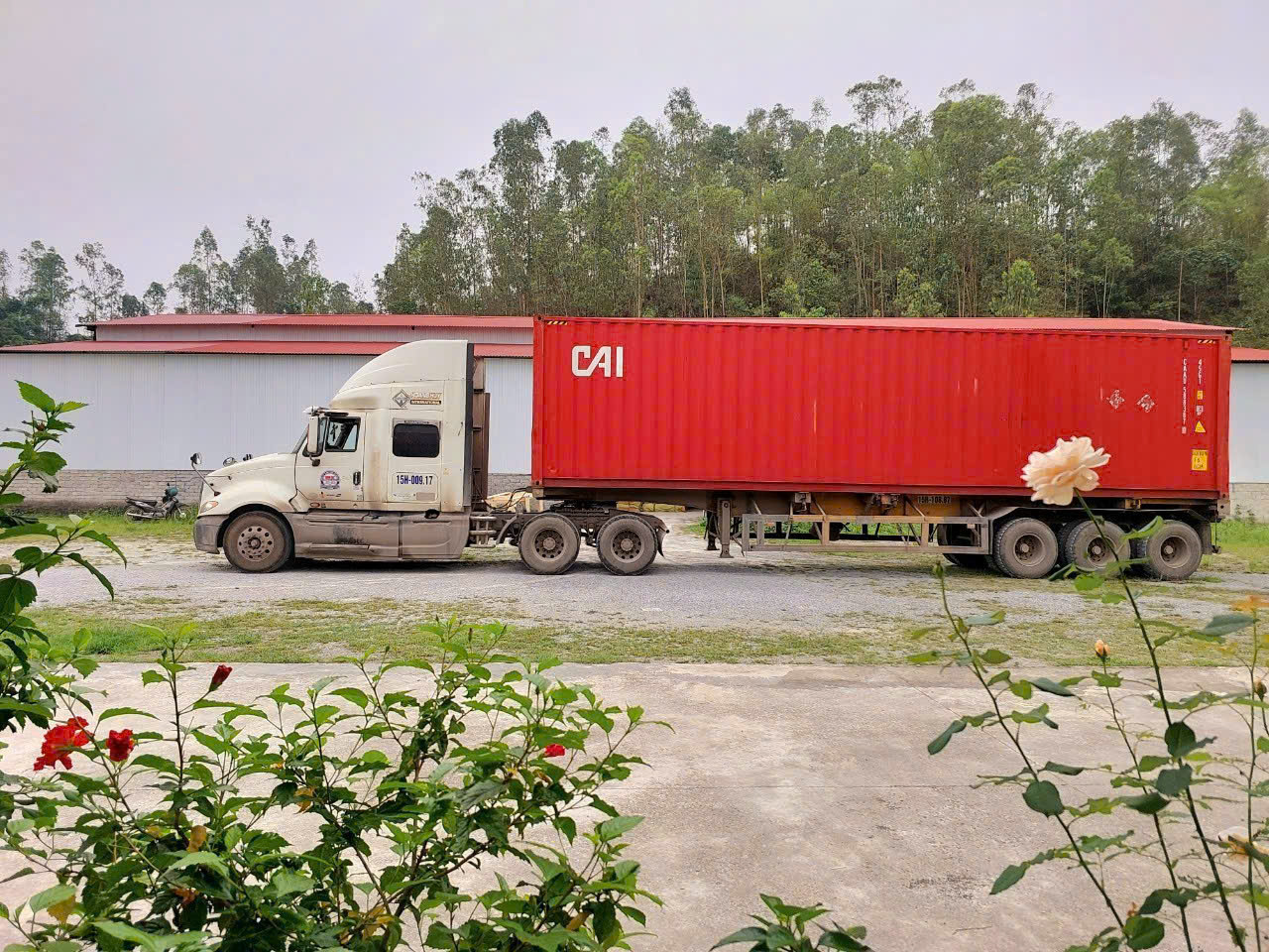 Bạt phủ ô tô chất liệu vải không dệt 3 lớp cao cấp thương hiệu MACSIM cho xe ô tô Volvo XC40 - màu ghi
