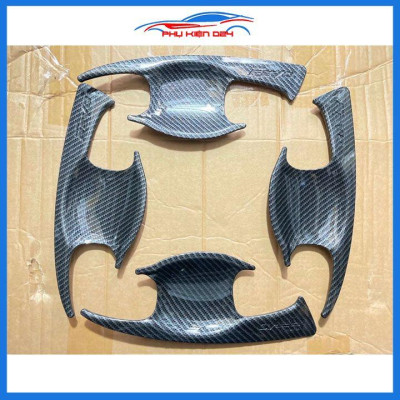 Ốp hõm cửa Hilux Revo 2019-2020-2021 vân cacbon chống trầy trang trí xe