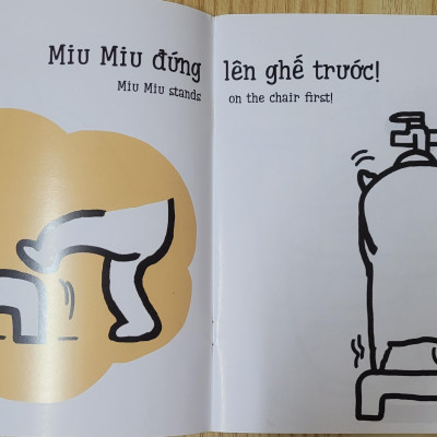 Sách Ehon Miu Miu Tự Lập Phần 1 Song Ngữ - Đi Tắm