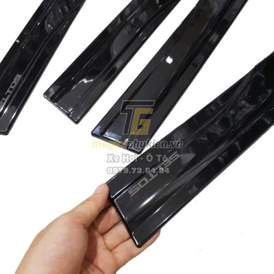 Bộ vè che mưa KIA Seltos 2020 nhựa ABS đen Thái cao cấp