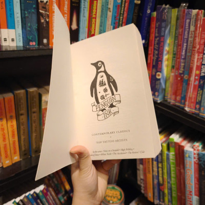 Sách - White Teeth by Zadie Smith - Sách Ngoại văn, English Book, Nhập khẩu UK, bìa mềm