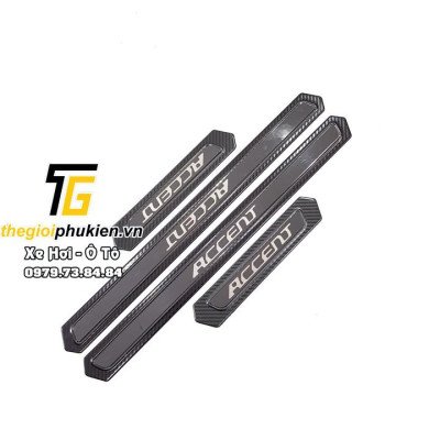 COMBO Nẹp bước chân và ốp chống trầy cốp Hyundai Accemt 2018-2020 vân Carbon
