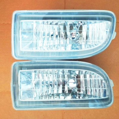 Bộ 2 Đèn Gầm Sương Mù Toyota Land Cruiser 100 4.5L (1998-2007)