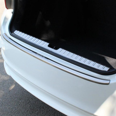 Bộ ốp chống trầy Cốp INOX dành cho xe Honda City - Bên ngoài