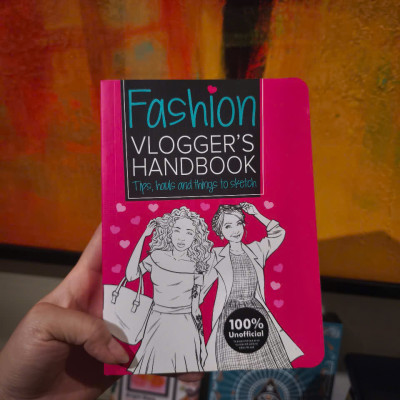 Sách - Fashion Vlogger
