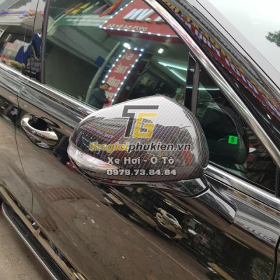 Bộ ốp gương chiếu hậu Hyundai Santafe 2019-2021 vân Carbon cao cấp