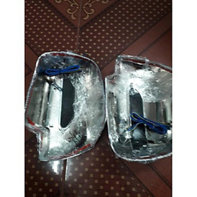 Ốp gương có đèn xi nhan dành cho Innova 2006-2012