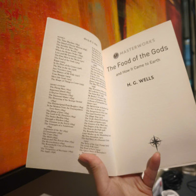 Sách - SF Masterworks The Food Of The Gods by H G Wells - Science Fiction / Classics in English