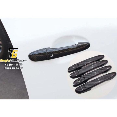 Bộ ốp tay nắm cửa xe Mazda 3 2015-2019 vân Carbon - Tặng miếng dán trong suốt chống xước hõm cửa