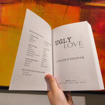 Sách - Ugly Love by Colleen Hoover - Romance / Fiction In English