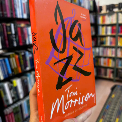 Sách - Jazz by Toni Morrison - Sách ngoại văn nhập khẩu, Tác giả đoạt giải Nobel, Bìa mềm