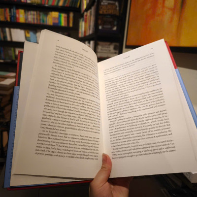 Sách - Mozart: The Reign of Love by Jan Swafford - Sách Tiểu sử Tiếng Anh / Biography in English