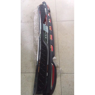 Nẹp Cốp Sau Chống Trầy Phần Sơn Dành Cho Xe Toyota Fortuner 2016 Trở Xuống