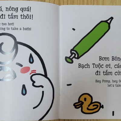 Sách Ehon Miu Miu Tự Lập Phần 1 Song Ngữ - Đi Tắm