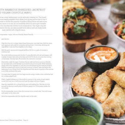 Artbook - Sách Tiếng Anh - The Shared Table: Vegetarian and vegan feasts to cook for your crowd