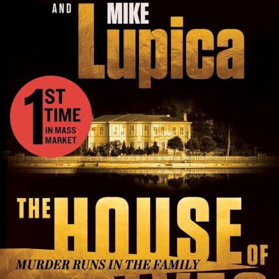 Sách ngoại văn: The House Of Wolves