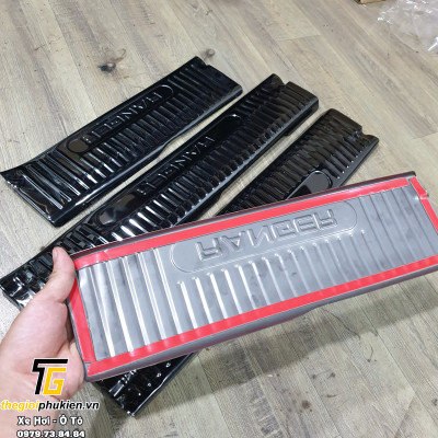 Bộ Ốp bậc cửa, Nẹp bước chân vân Titan Ford Ranger 2023 – Bên trong