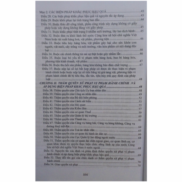 Sách Bình Luận Luật Xử Lý Vi Phạm Hành Chính Và Các Văn Bản Xử Phạt Vi Phạm Hành Chính Trong Lĩnh Vực Giao Thông Đường Bộ, Đất Đai, Môi Trường, An Ninh Trật Tự, Xây Dựng, Thương Mại