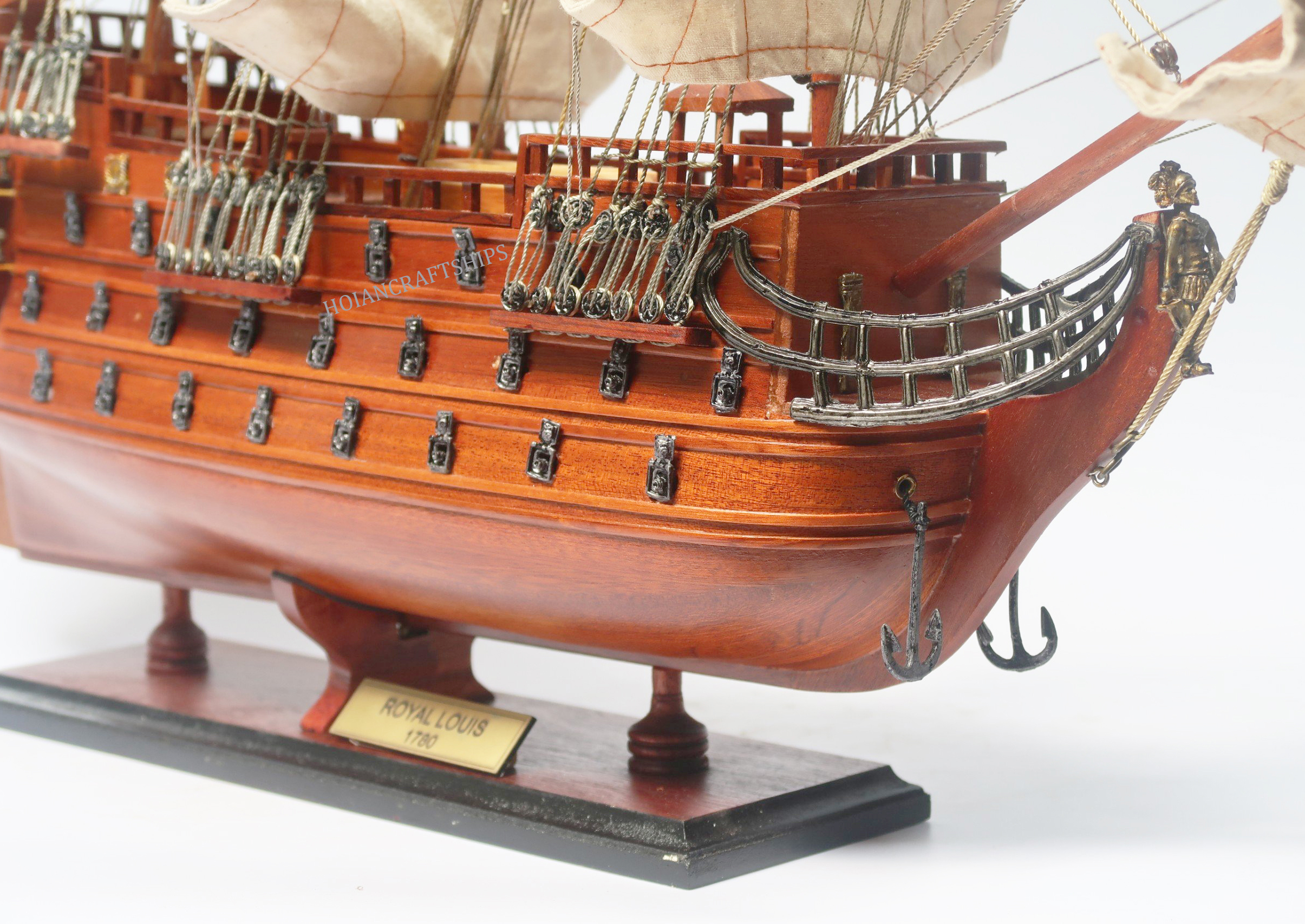 Mô hình thuyền chiến cổ Royal Louis (62cm)