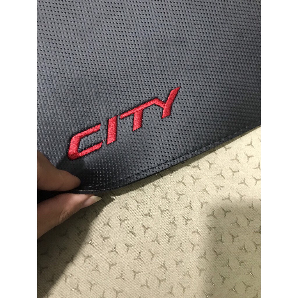Thảm taplo da vân cacbon cho xe Honda City 2016-2020
