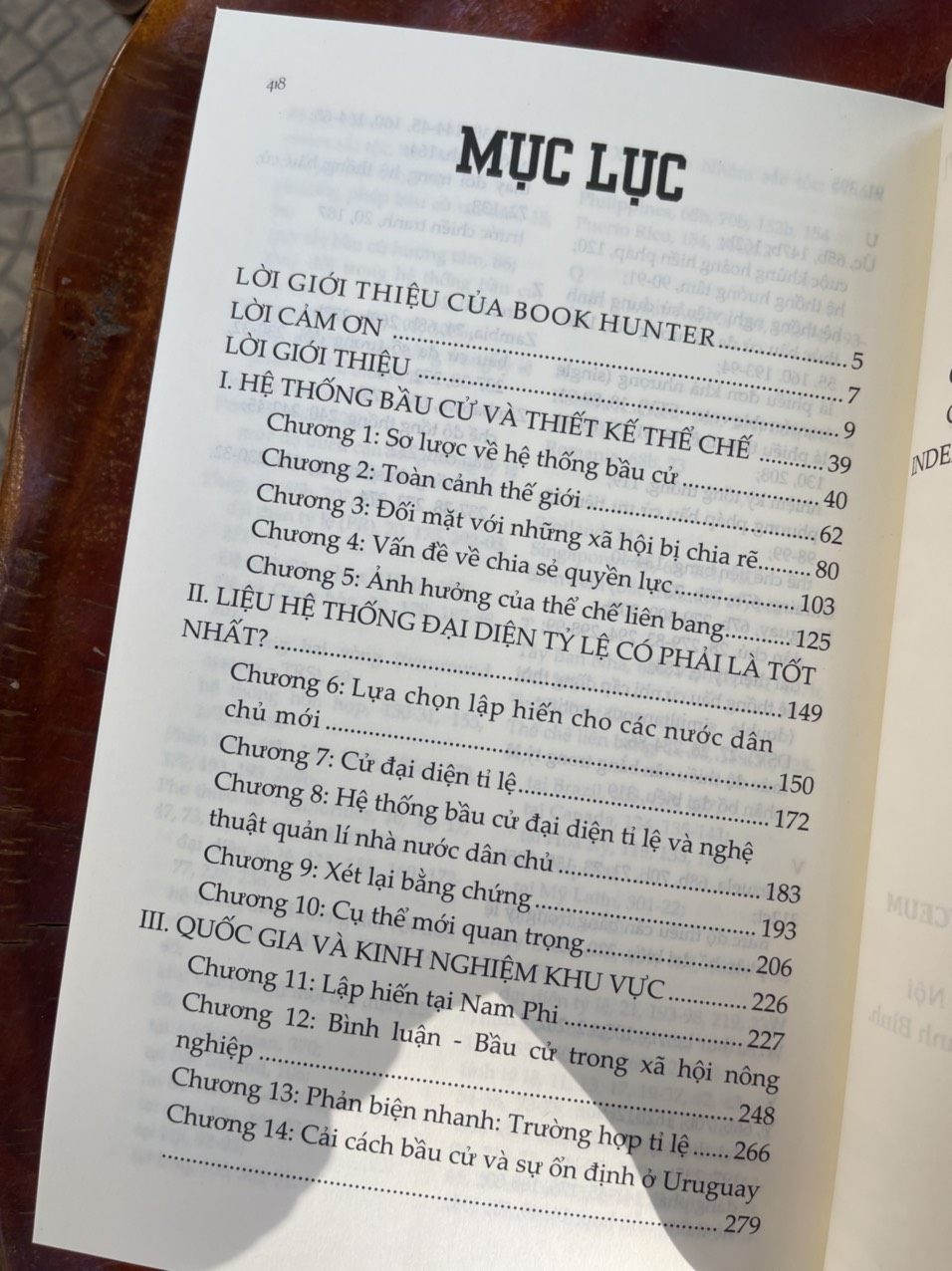 CÁC HỆ THỐNG BẦU CỬ TRÊN THẾ GIỚI - Larry Diamond & Marc F.Plattner đồng biên tập - Nhóm dịch Book Hunter – Lê Duy Nam hiệu đính – Book hunter – Lyceum –NXB Đà Nẵng