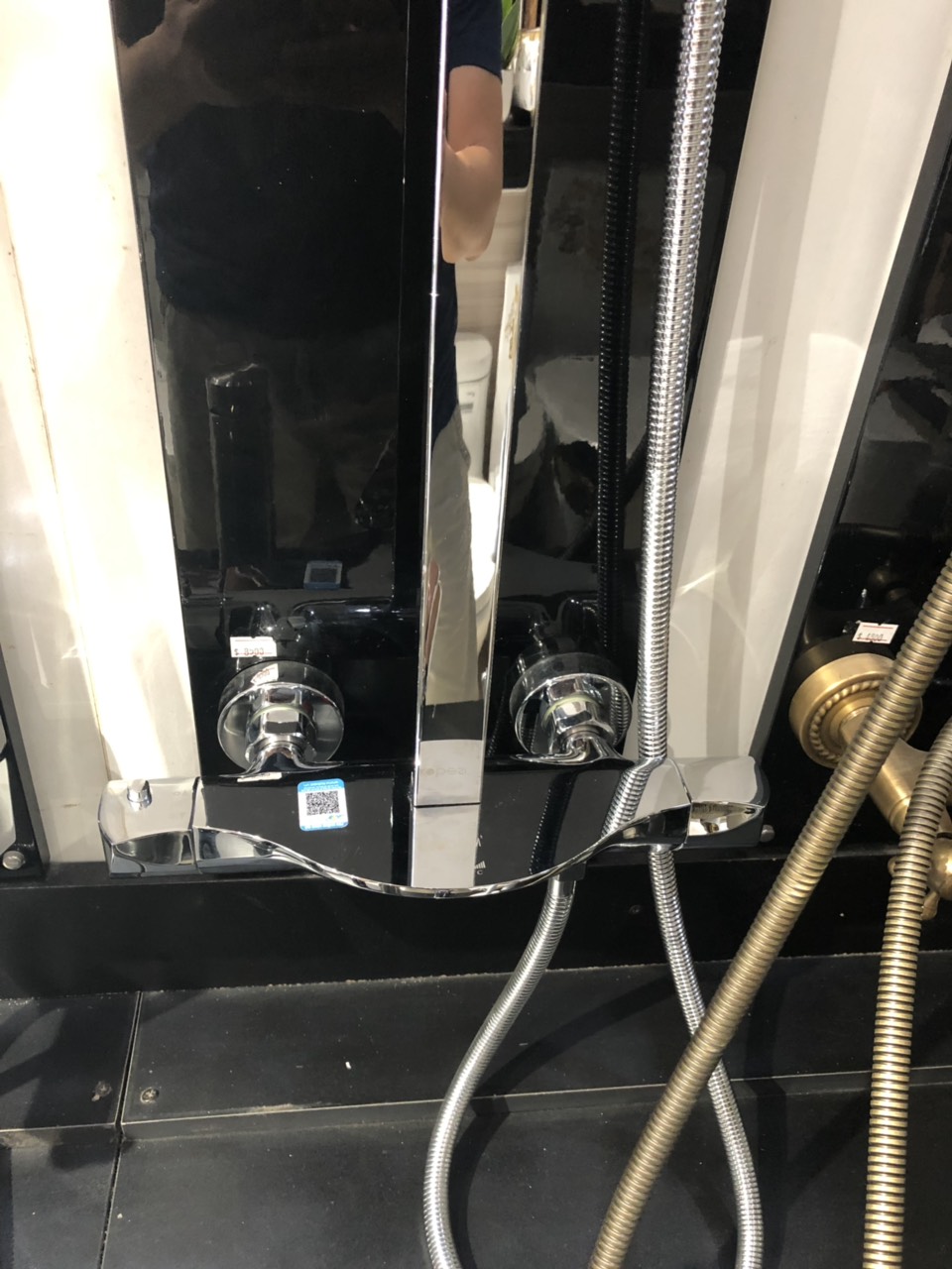 Sen cây tắm nhiệt độ GS6680B