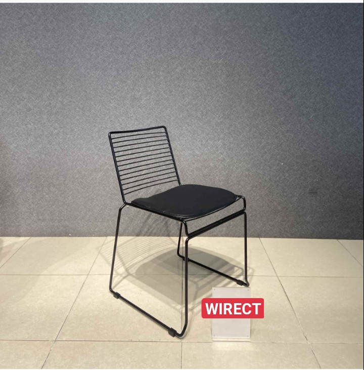 Ghế ngồi phòng ăn Juno Sofa WIRECT khung sắt 49 x 44 x 77 cm có nệm