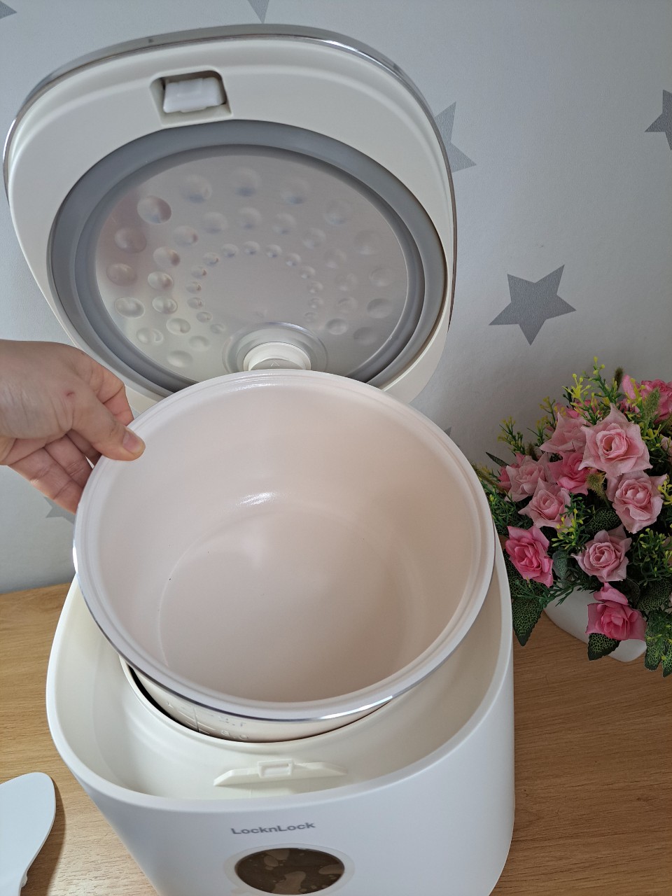 Nồi Cơm Điện Lock&Lock Bianco Nemo Rice Cooker 1.2L EJR384IVY 6 Chế Độ, Giữ Ấm 24h, màn hình LCD - Hàng Chính Hãng