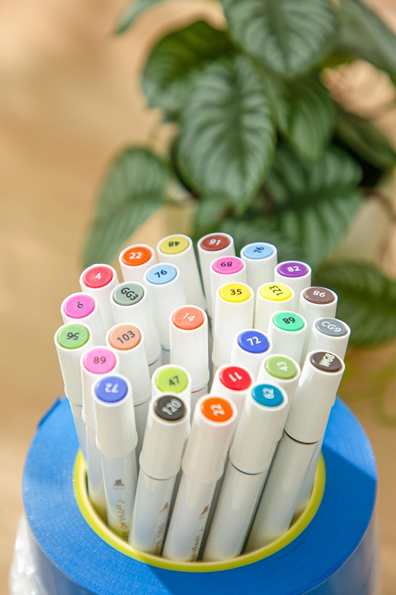 Hộp Bút 36 Màu Deli Sketch Marker - Phiên Bản Sơn Tùng M-TP Giới Hạn - Deli C185-36