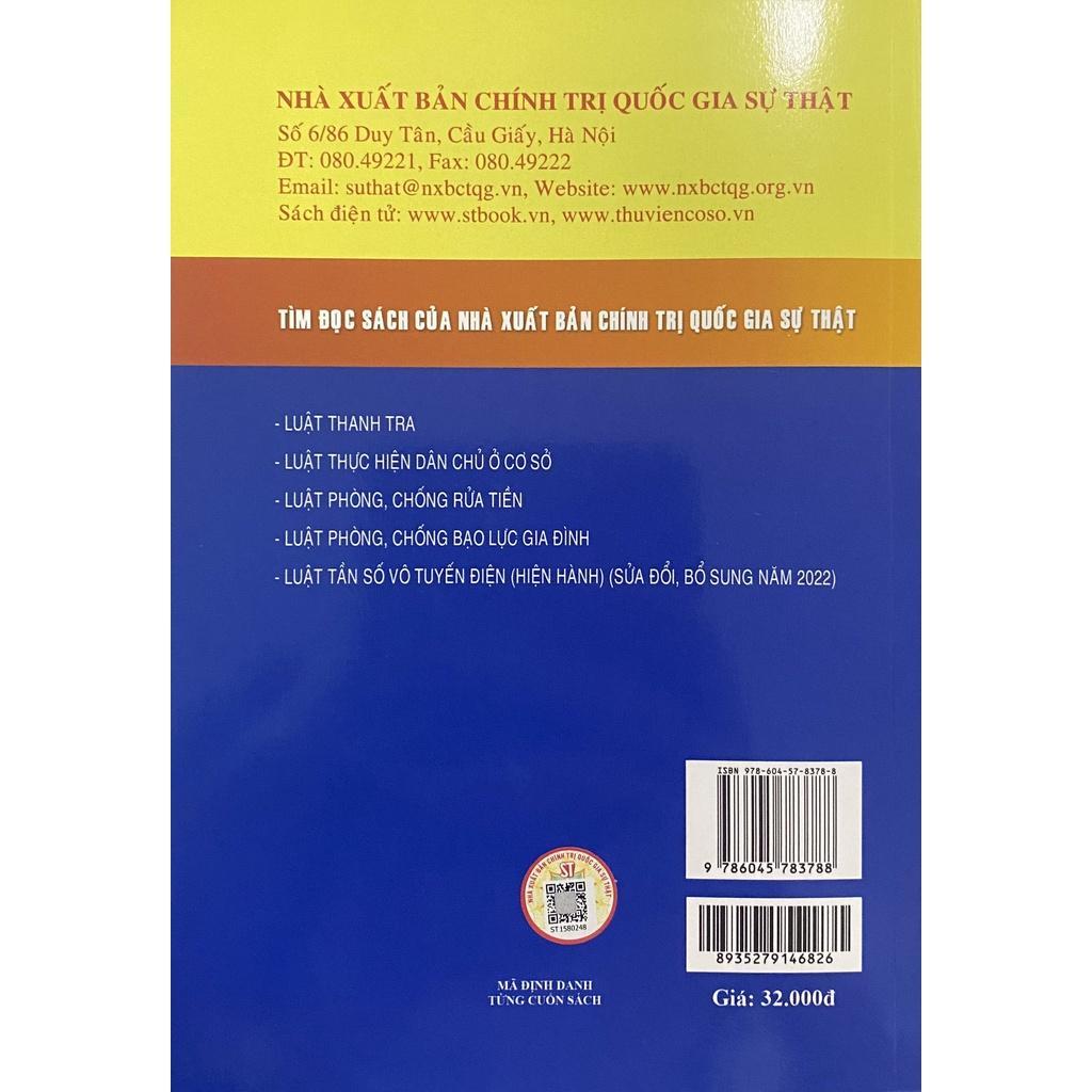 Sách - Luật Dẩu Khí Năm 2022 - NXB Chính Trị Quốc Gia