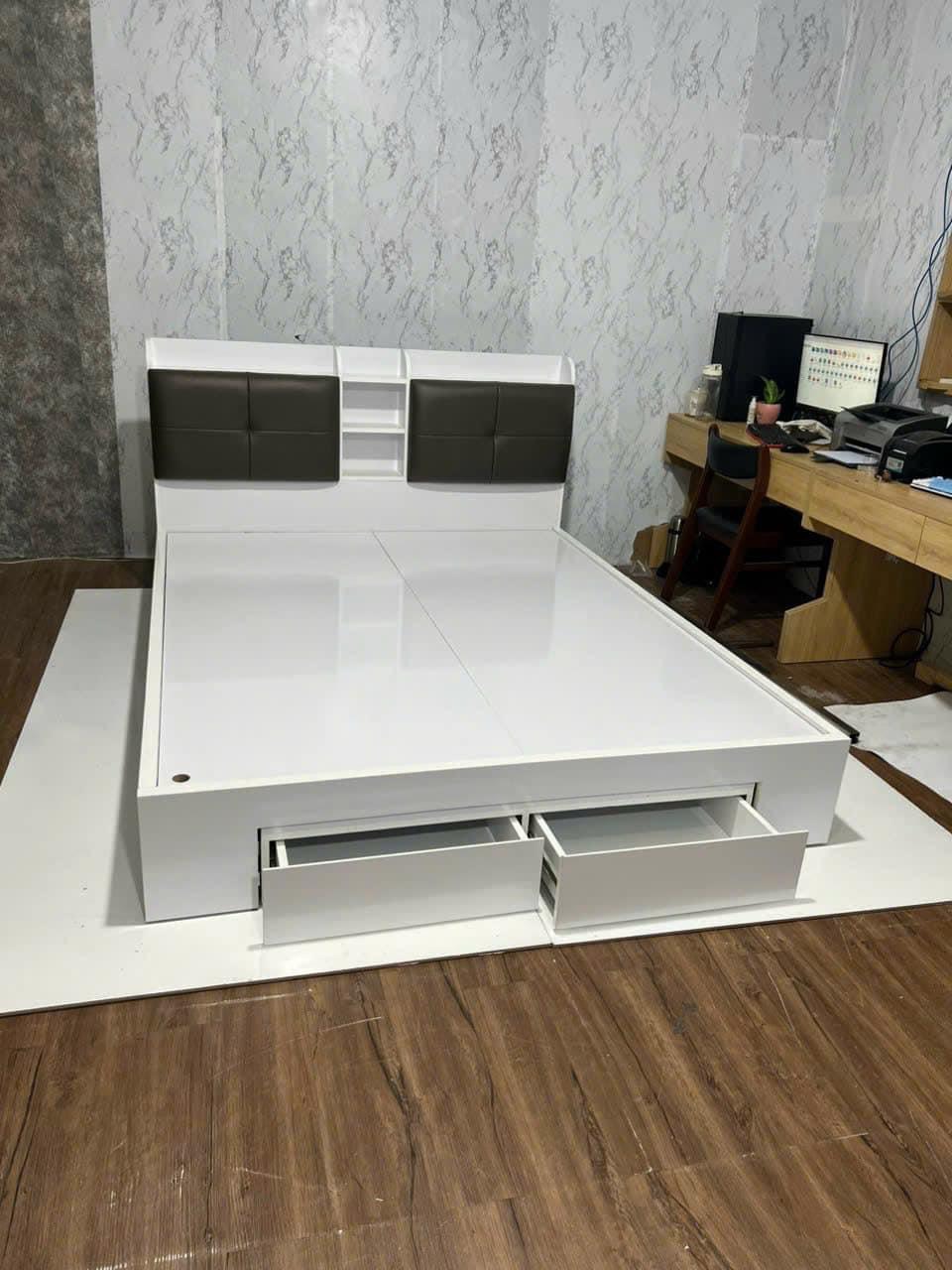 Giường gỗ Juno Sofa đầu giường bọc nệm nhiều màu lựa chọn giá rẻ KT 1m6/1m8 x 2m