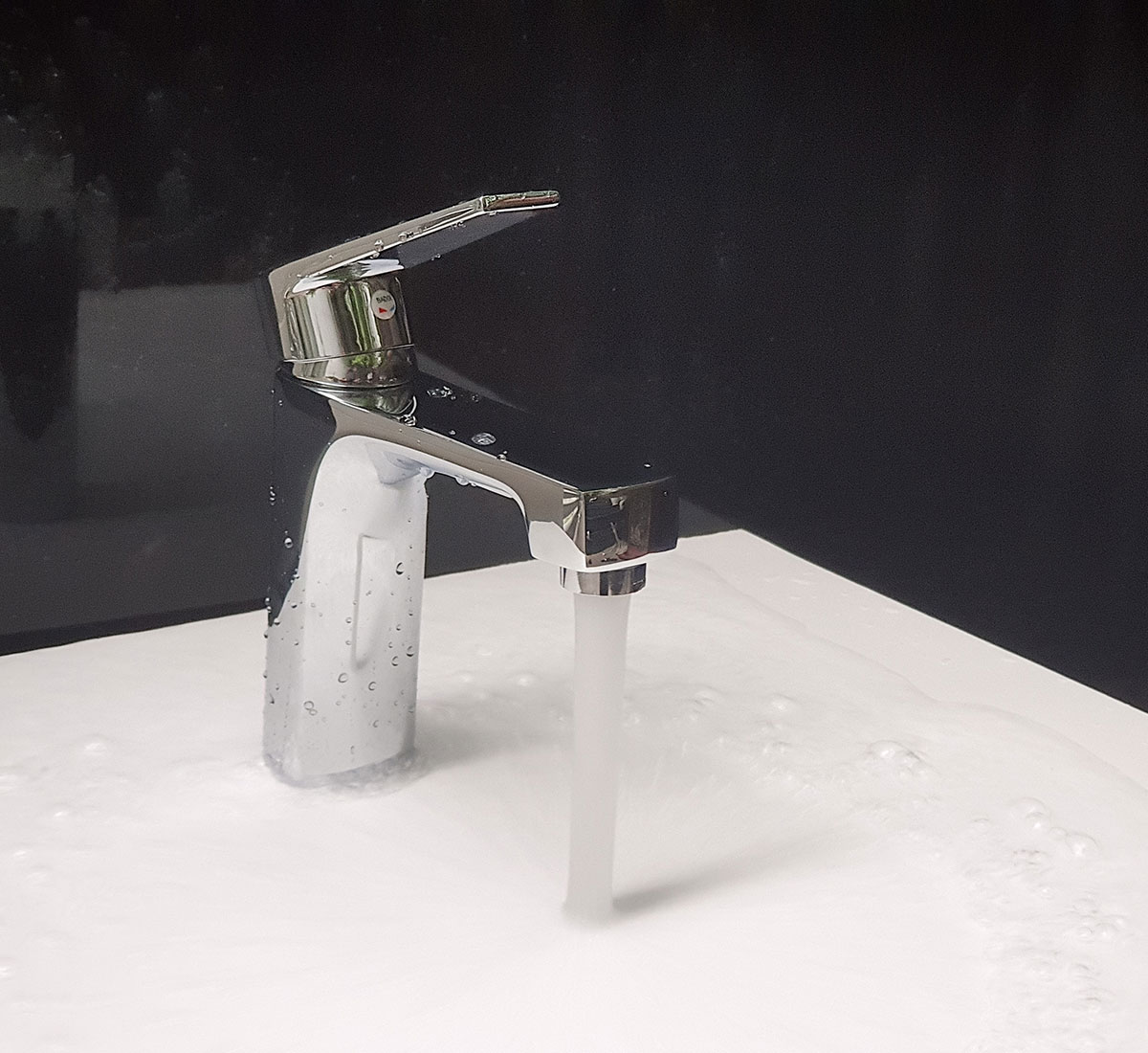 Vòi Lavabo nóng lạnh Eurolife EL-9002 (Trắng bạc)