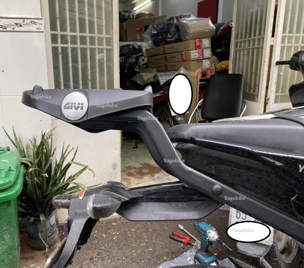 Baga givi SRV MT15, baga givi SRV lắp cho xe MT15, hàng chính hãng, mới 100%