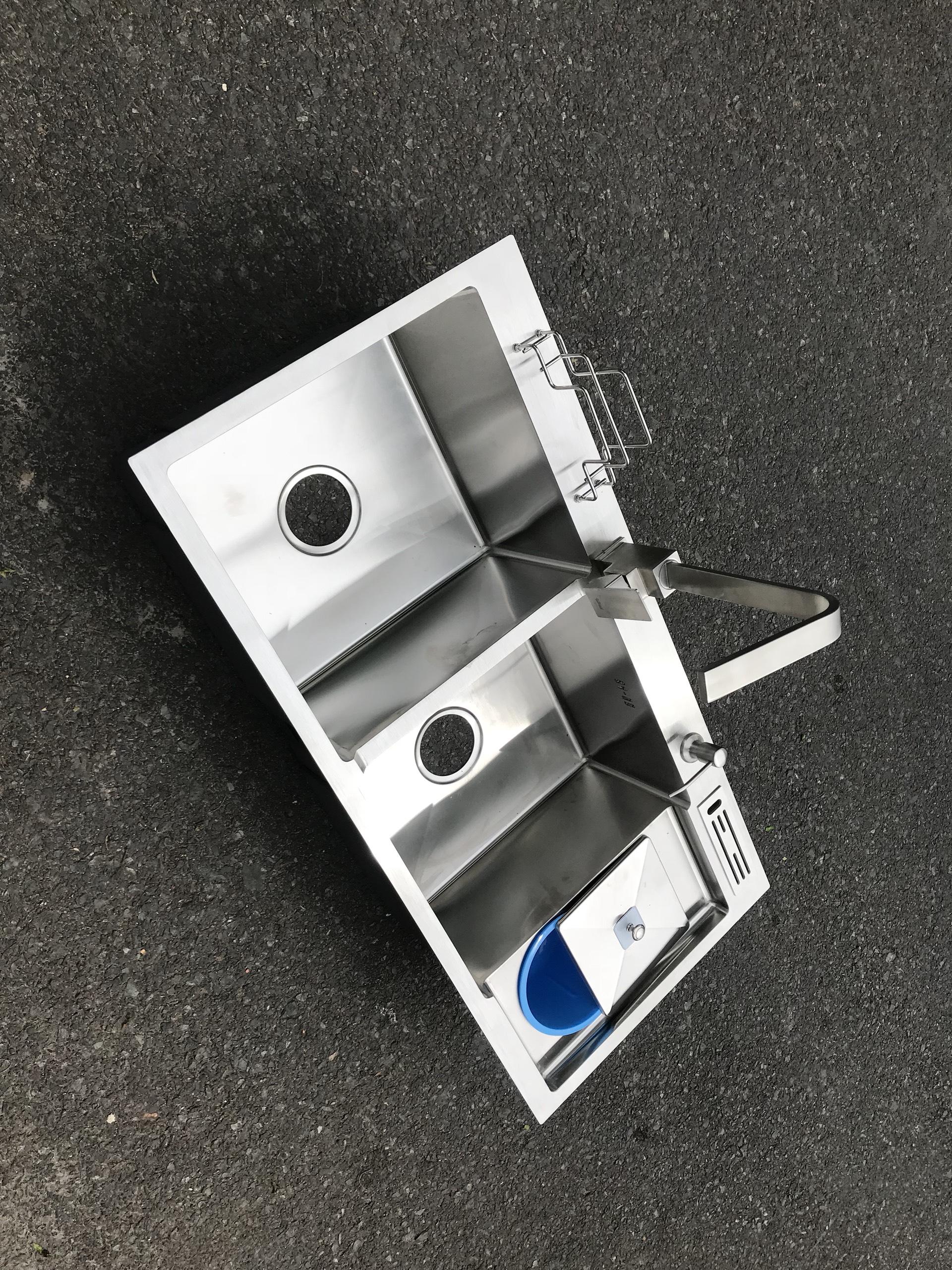 Combo Chậu Rửa Chén Đúc Inox 304 Kích Thước 1000x480 ,Vòi Rửa Chén,Rổ Đa Năng, Bình Xà Phòng