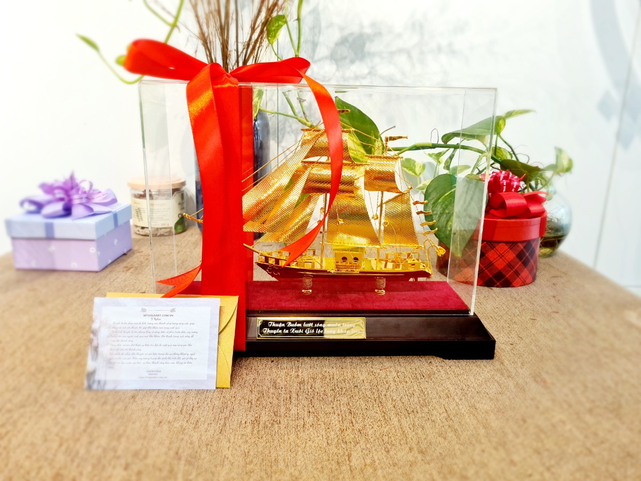 Mô hìnnh thuyền mạ vàng MT Gold Art(305 x 118x 225 mm) M03- Hàng chính hãng, quà tặng dành cho sếp, khách hàng, đối tác