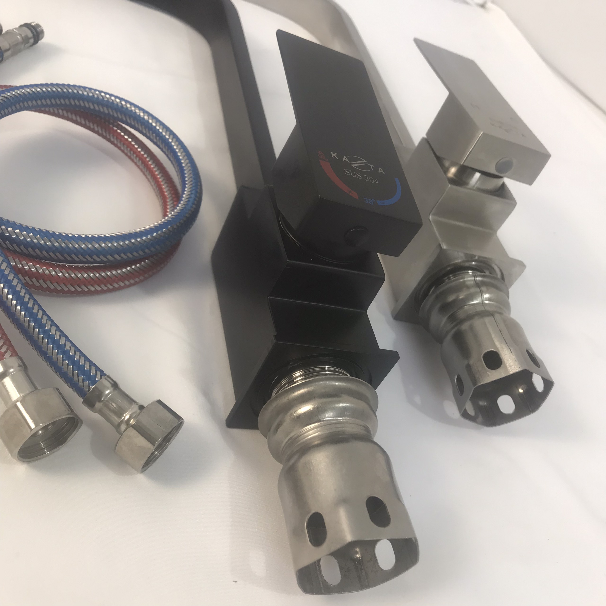 COMBO Chậu Rửa Chén Bát Inox Phủ Nano 1 Hộc KAZTA Có Kệ Chân Kèm Vòi Phụ Kiện - Kích thước 60x45cm và 82x45cm, cao 81cm