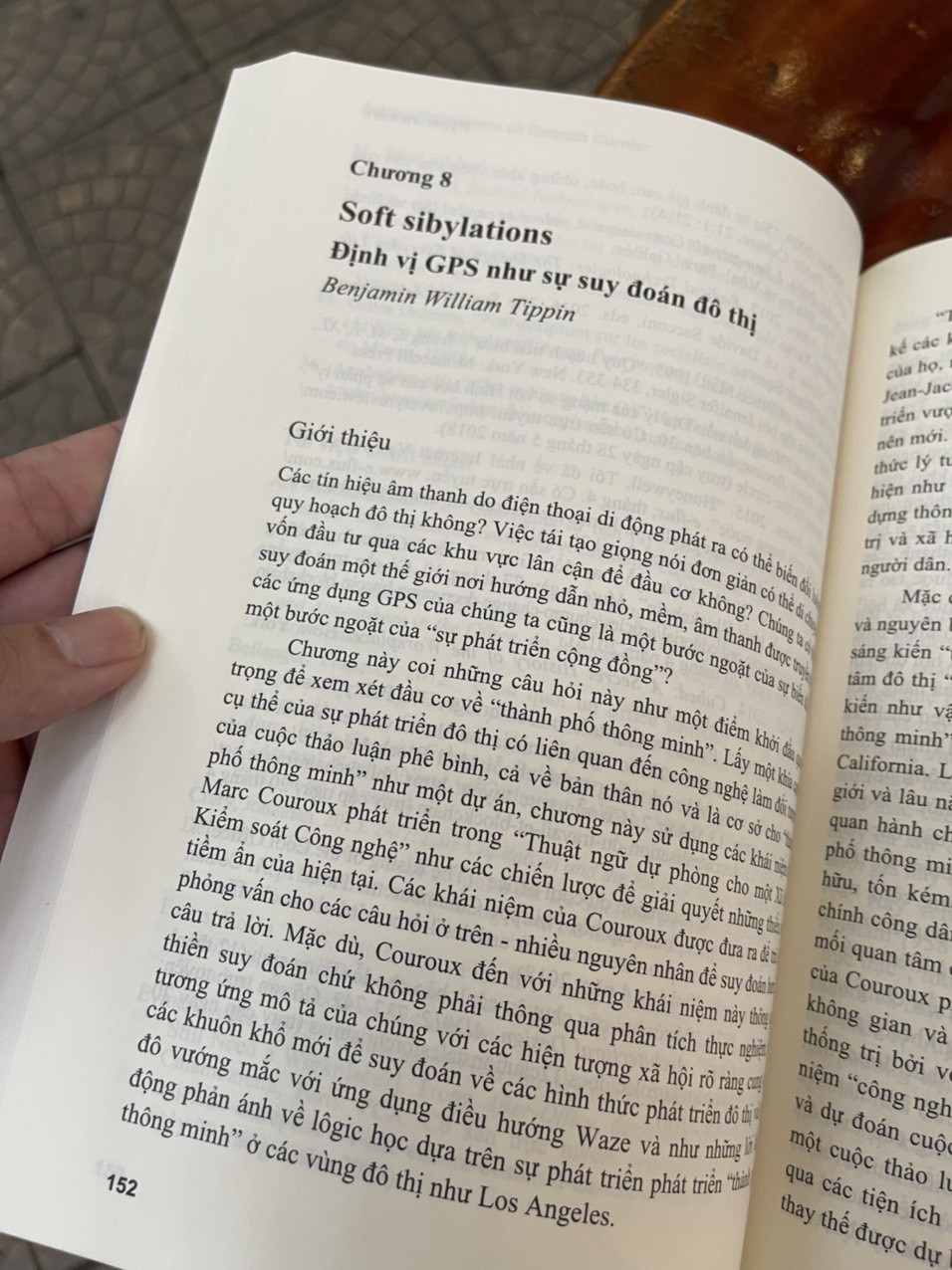 KIẾN TRÚC VÀ THÀNH PHỐ THÔNG MINH - Sergio M. Figueiredo, Sukanya Krishnamurthy & Torsten Schroeder –NXB Xây dựng