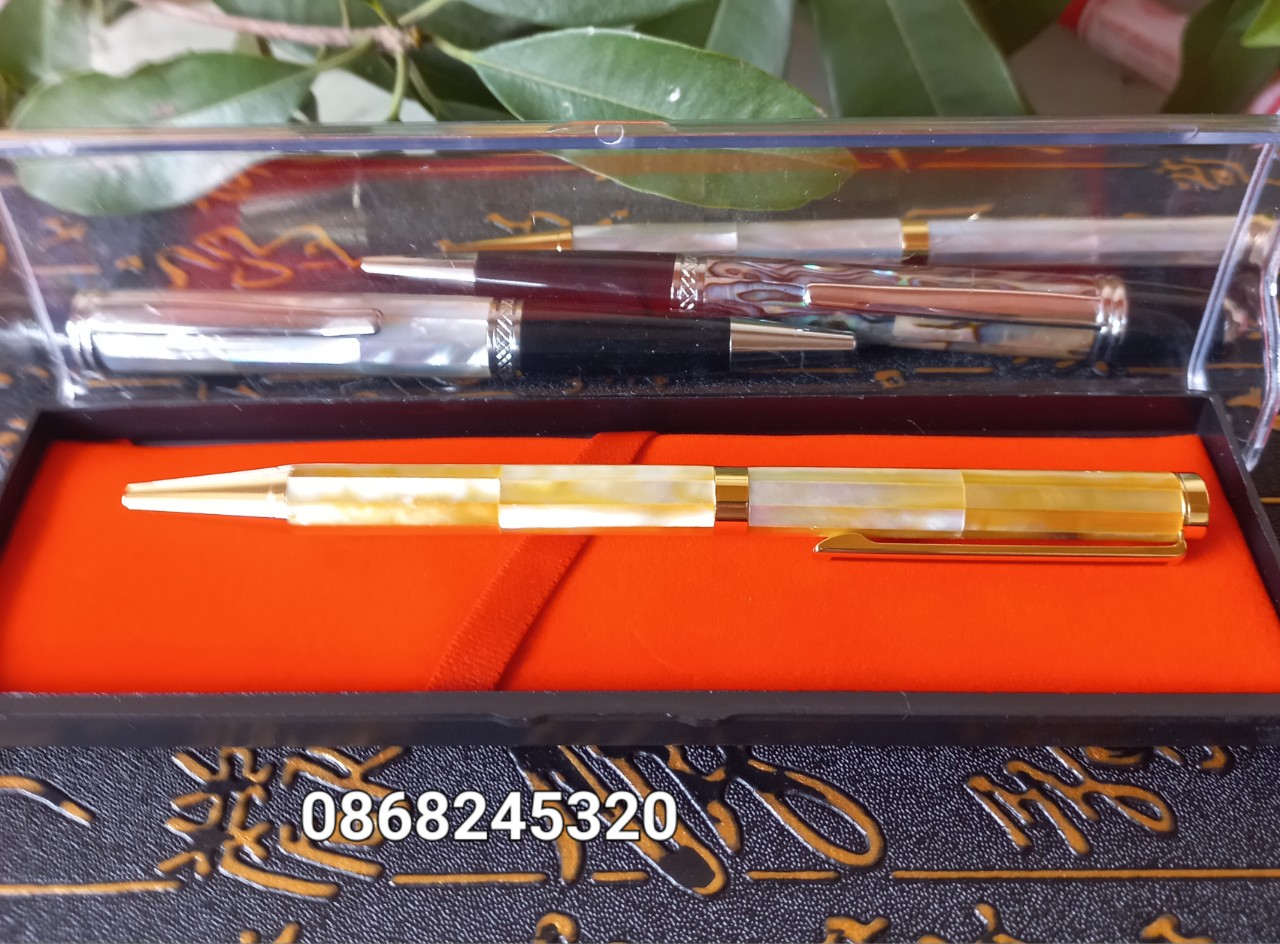 Bút bi viết ký phong cách lịnh lãm đẳng cấp khảm vỏ xác vàng