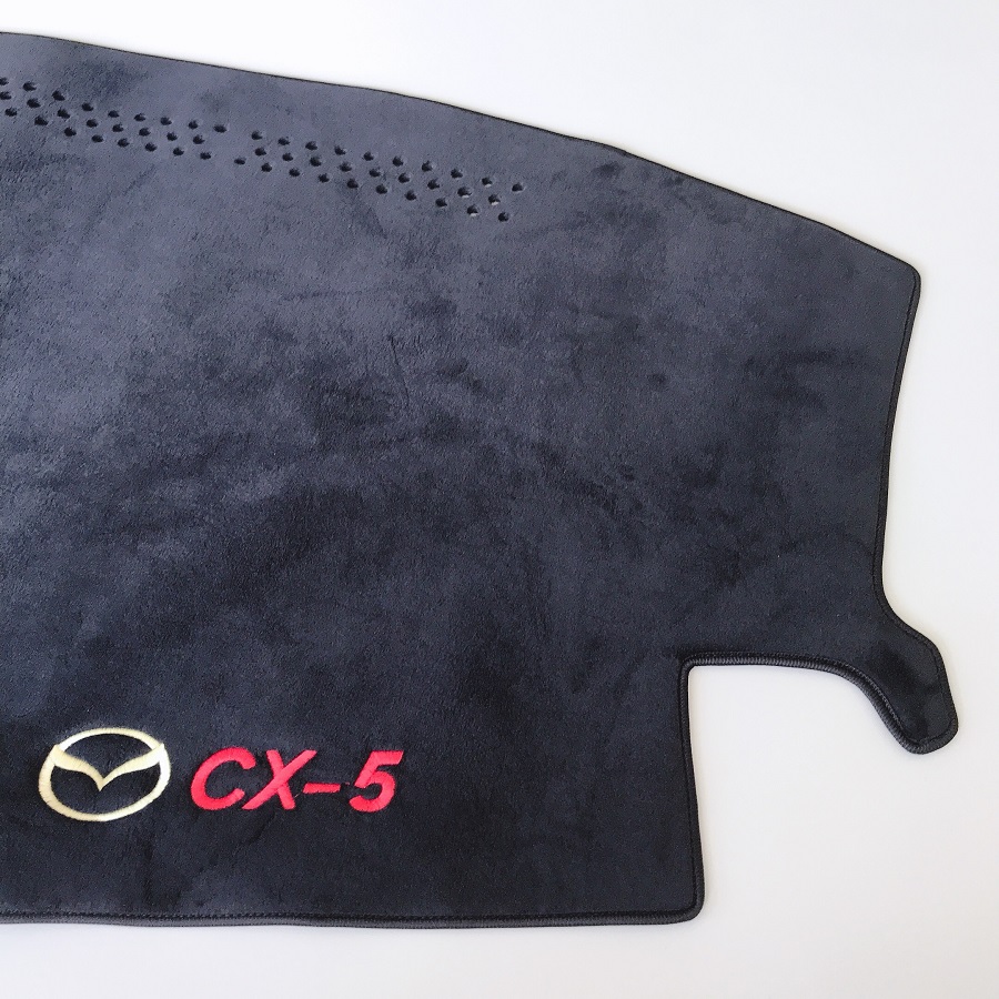 Thảm nhung taplo chống nắng nóng dành cho xe Mazda CX-5 2016-2017