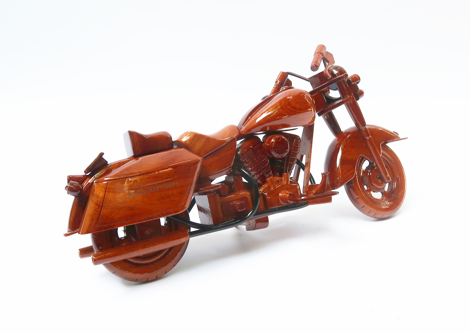 Xe mô tô Harley Road King gỗ