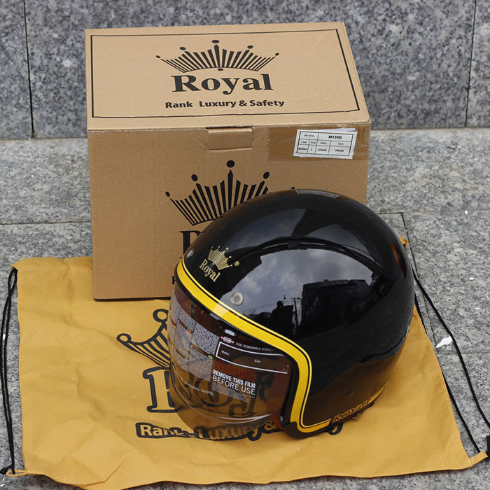 Nón bảo hiểm 3/4 ROYAL M139 có kính âm V10 ĐEN