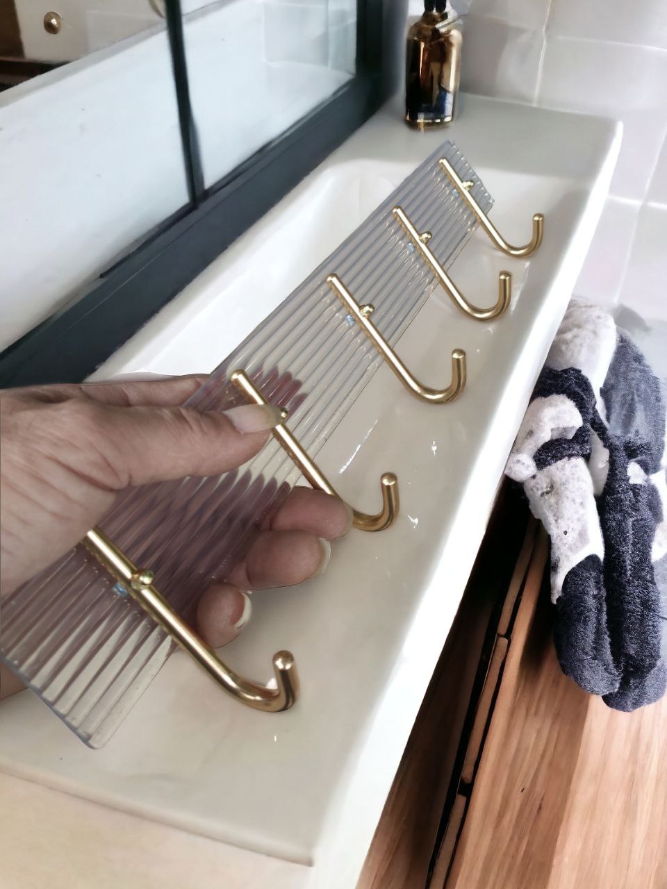 MÓC KỆ GIÁ TREO ĐỒ QUẦN ÁO ĐA NĂNG - GIÁ MÓCTREO ĐỒ INOX & ABS DÁN TƯỜNG SIÊU DÍNH CHẮC CAO CẤP KHÔNG CẦN KHOAN TƯỜNG ỐC VÍT DỄ SỬ DỤNG TIỆN LỢI